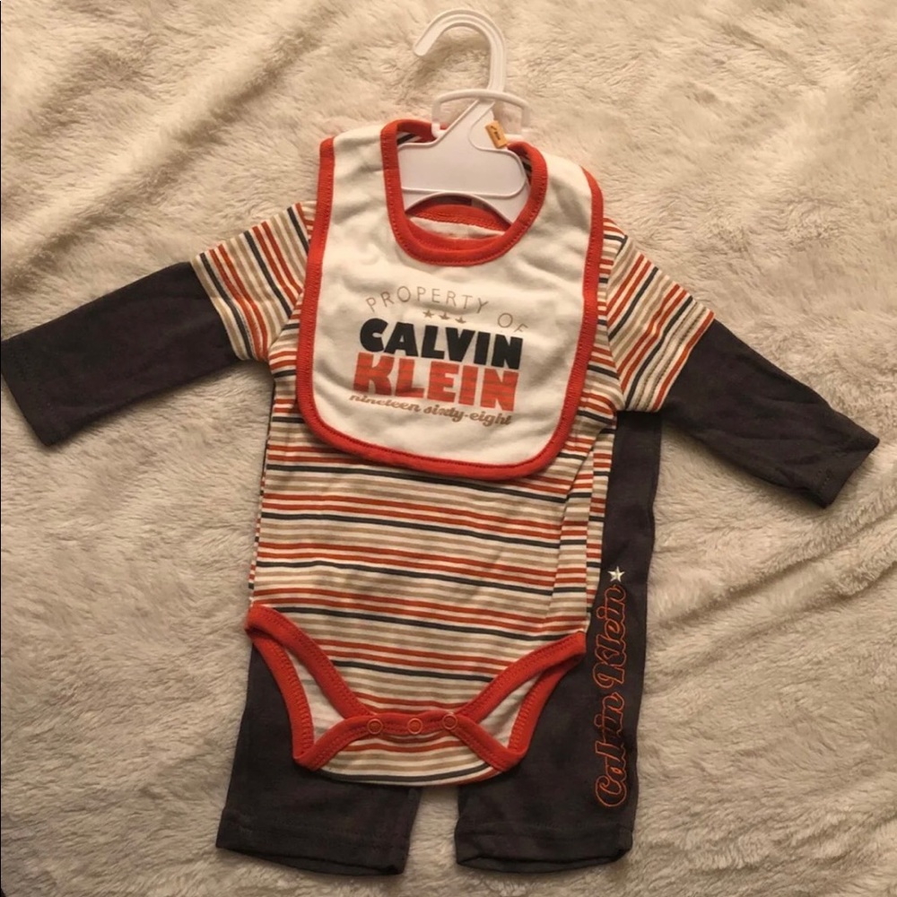 3 piece set: long sleeve shirt, pants and bib.